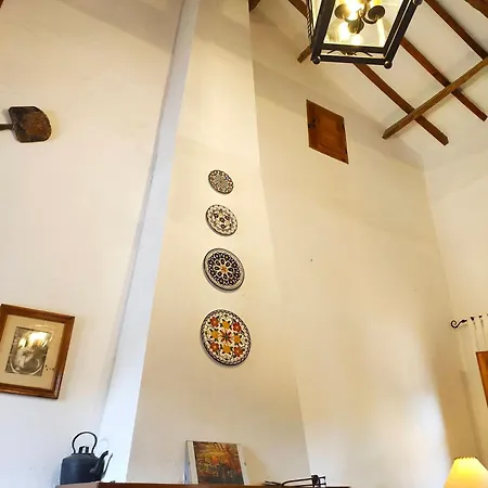 Escuela La Crujia Bed & Breakfast Velez Malaga