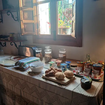 Escuela La Crujia Bed & Breakfast Velez Malaga