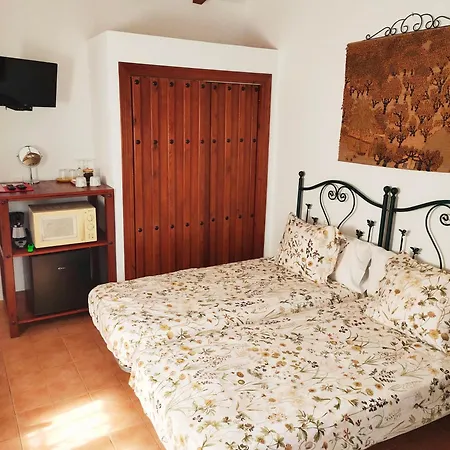 Bed & Breakfast Escuela La Crujia 4*