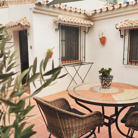 Escuela La Crujia Bed & Breakfast Velez Malaga