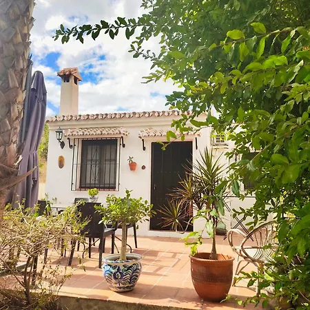 Bed & Breakfast Escuela La Crujia Velez Malaga
