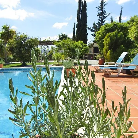 Escuela La Crujia 4* Velez Malaga